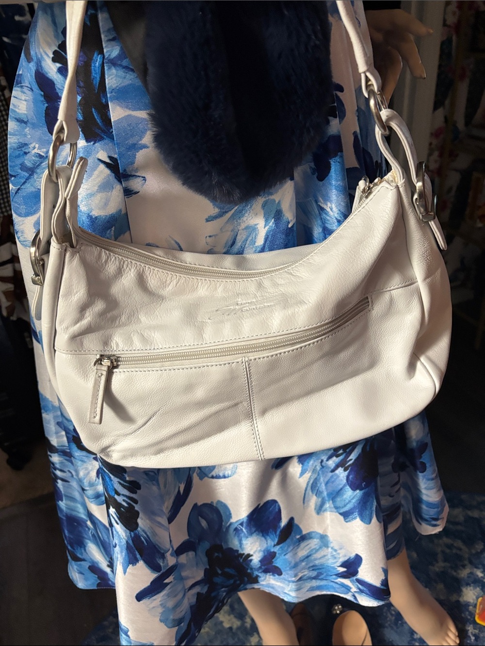Women’s  Stone Mountain White Leather Shoulder Bag